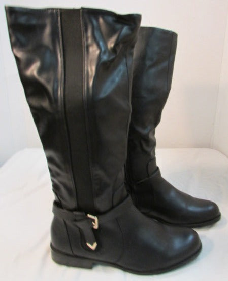 dexflex Comfort Black Faux Leather Boot