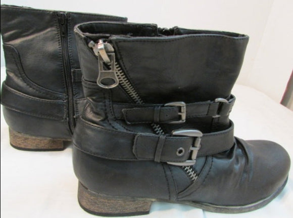 Carlos by Carlos Santana Black Ankle Boots