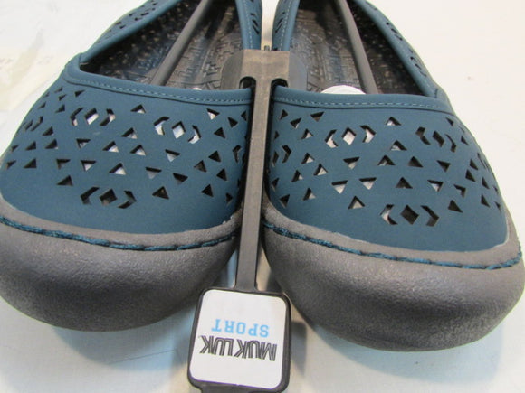 Muk Luk Sport Turquoise Sandy Round Toe Slip-ons