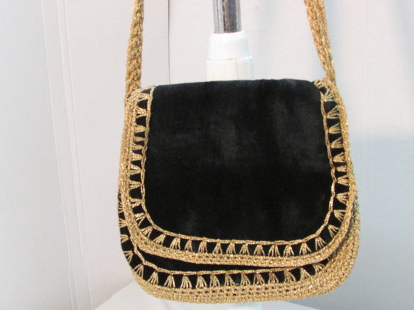 Vintage Marcus Brothers Made in Italy Black, Gold Braided Crochet Bag