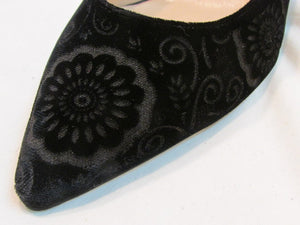 Ron White "Marium Laser" Onyx Embossed Velvet Pump