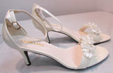 Andiamo Lively Pearl Heels