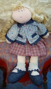Petunia - Signs of Spring Snuggle Bs Dolls The Boyds Collection LTD