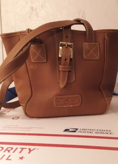 leather dooney and bourke purse